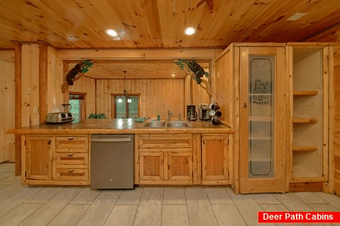 Fully Stocked Kitchen in 6 bedroom cabin - River Adventure Lodge