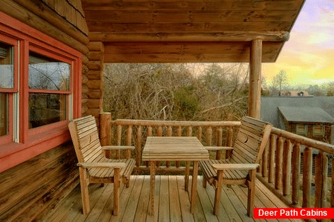 Rustic 1 Bedroom Cabin in Sevierville Sleeps 4 - A Romantic Hilltop