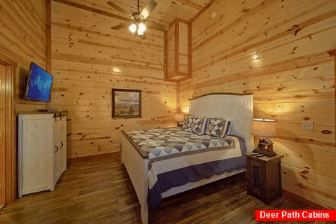 Beautiful 6 Bedroom Pool Cabin Sleeps 20 - Splash Mountain Chalet