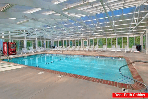 Pigeon Forge condo with indoor and outdoor pool - Mountain View 3405