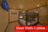 6 bedroom rental cabin for 20 guests
